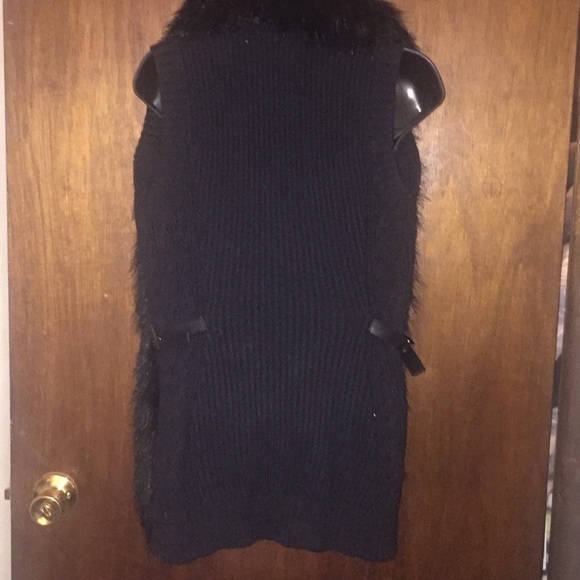 Guess faux fur vest - Picture 6 of 7